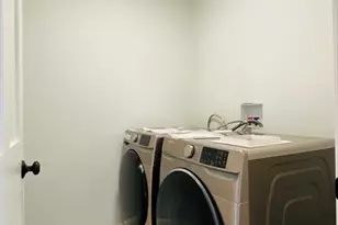 211 West St, Needham, MA 02494 - Photo 5