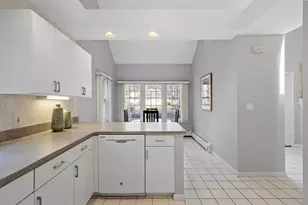 34 Pickman Dr, Bedford, MA 01730 - Photo 19