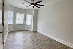 54 Falcon St, Boston, MA 02128 - Photo 15