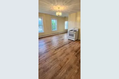 17 Arlington St #1, Worcester, MA 01604 - Photo 1