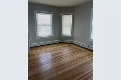 2039 Pleasant St #2, Fall River, MA 02723 - Photo 9