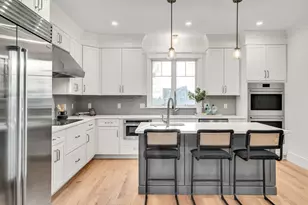 19 Deering, Lexington, MA 02421 - Photo 5