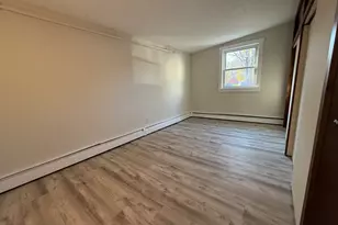 866 Center St, Middleborough, MA 02346 - Photo 9