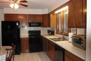 52 Walker, Seekonk, MA 02771 - Photo 3