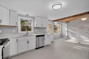 17 Fresh Pond Cir, Plymouth, MA 02360 - Photo 3