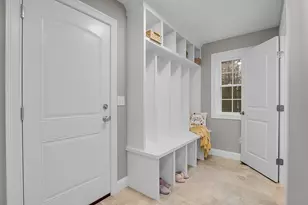 1180 Elm St, Leominster, MA 01453 - Photo 19