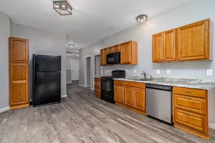 176 Blossom St, Fitchburg, MA 01420 - Photo 1