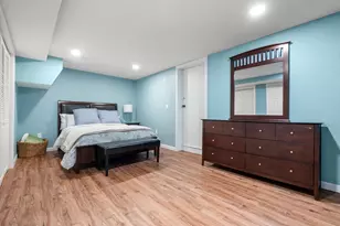 268 Laurel St, Melrose, MA 02176 - Photo 19