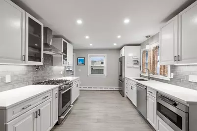 268 Laurel St, Melrose, MA 02176 - Photo 5