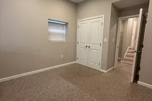 6 Chatham St, Worcester, MA 01609 - Photo 3