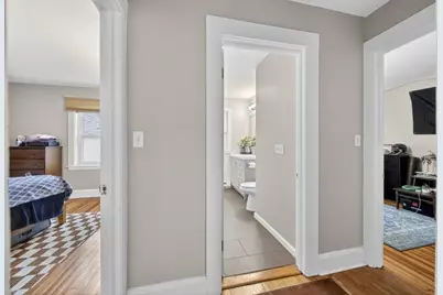 1684 Northampton St, Holyoke, MA 01040 - Photo 21