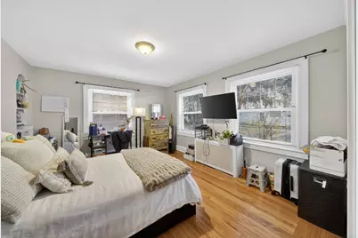 1684 Northampton St, Holyoke, MA 01040 - Photo 29