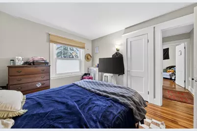 1684 Northampton St, Holyoke, MA 01040 - Photo 23