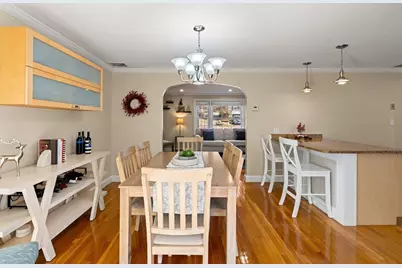 675 Randolph Avenue, Milton, MA 02186 - Photo 11