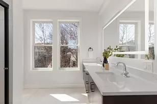 658 Mystic Ave, Somerville, MA 02145 - Photo 27