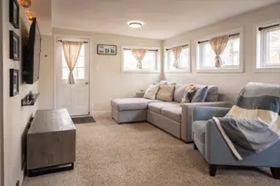 64 Elizabeth Rd, Billerica, MA 01821 - Photo 17