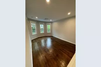 31-33 Raymond #2, Somerville, MA 02144 - Photo 9