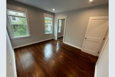 31-33 Raymond #2, Somerville, MA 02144 - Photo 7