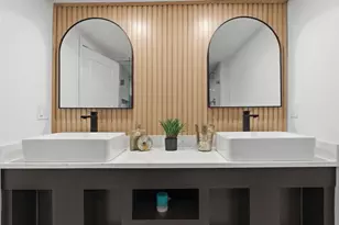 35 Oak St, Tewksbury, MA 01876 - Photo 19