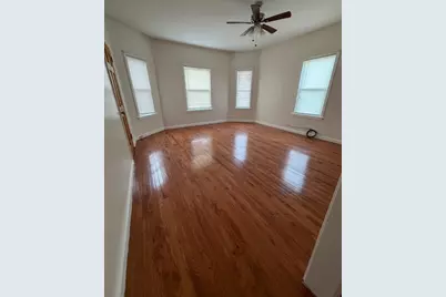 137 Tecumseh #2, Fall River, MA 02721 - Photo 3