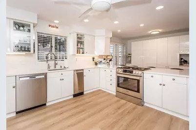 396 Dedham Street, Newton, MA 02459 - Photo 9