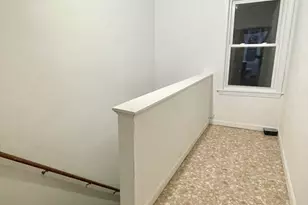 8 Dalton St, Lowell, MA 01850 - Photo 9