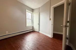 8 Dalton St, Lowell, MA 01850 - Photo 7