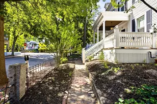 149 A Bishop Allen Dr, Cambridge, MA 02139 - Photo 3