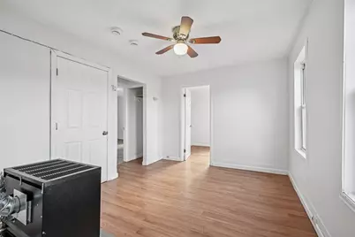 43 Pleasant St, Fitchburg, MA 01420 - Photo 13