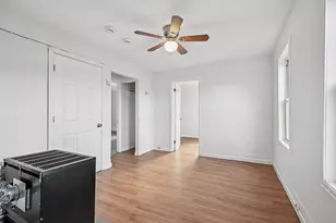 43 Pleasant St, Fitchburg, MA 01420 - Photo 13