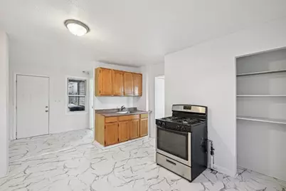 43 Pleasant St, Fitchburg, MA 01420 - Photo 13