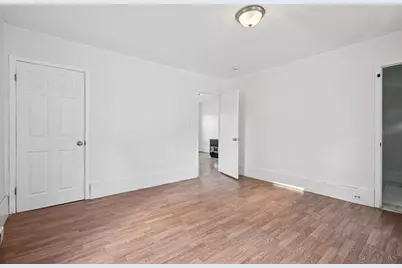 43 Pleasant St, Fitchburg, MA 01420 - Photo 7