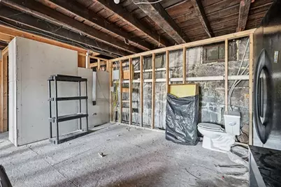 43 Pleasant St, Fitchburg, MA 01420 - Photo 35