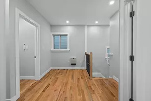 31 Wordsworth St, Boston, MA 02128 - Photo 17