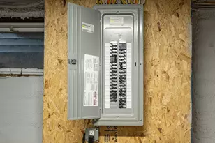 31 Wordsworth St, Boston, MA 02128 - Photo 39