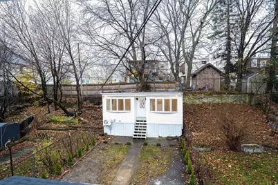 31 Wordsworth St, Boston, MA 02128 - Photo 35