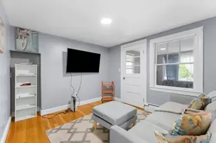 44 Woodlawn Ave, Everett, MA 02149 - Photo 15