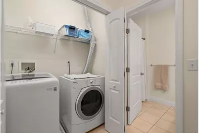 371 Maverick St #2, Boston, MA 02128 - Photo 19