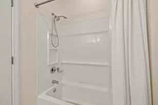 371 Maverick St, Boston, MA 02128 - Photo 21