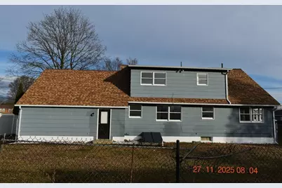 87 Clarendon Ave, Chicopee, MA 01013 - Photo 7