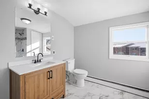 87 Clarendon Ave, Chicopee, MA 01013 - Photo 33