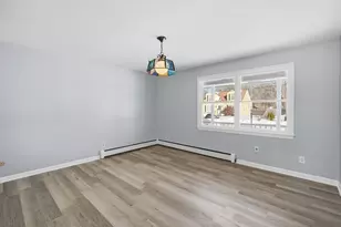 87 Clarendon Ave, Chicopee, MA 01013 - Photo 27