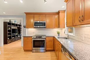 1828 Main St, Concord, MA 01742 - Photo 11