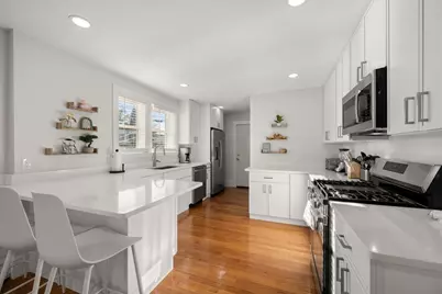 65-67 Saint James Circle, Newton, MA 02458 - Photo 5