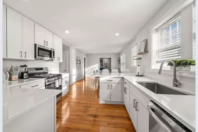 65-67 Saint James Circle, Newton, MA 02458 - Photo 17