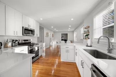 65-67 Saint James Circle, Newton, MA 02458 - Photo 7