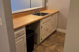 43 Berlin St, Clinton, MA 01510 - Photo 7