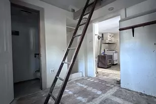 404 Sylvester Rd, Northampton, MA 01062 - Photo 5