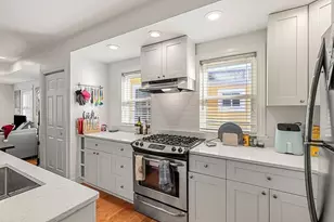 50 Spring St, Cambridge, MA 02141 - Photo 5