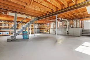 29 Susan Dr, Saugus, MA 01906 - Photo 33